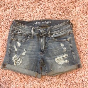 American Eagle MIDI shorts